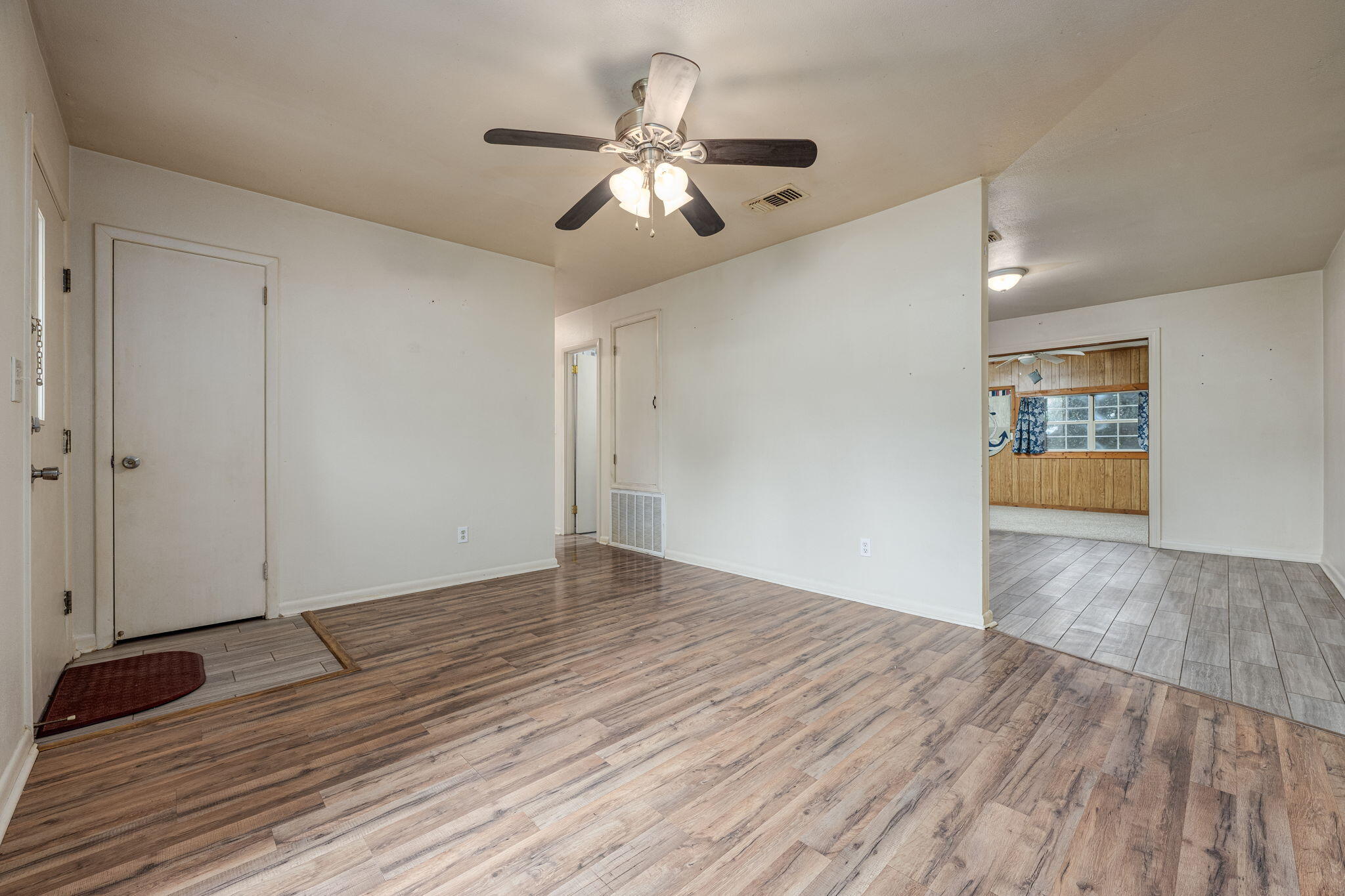 502 Forrest Court Crestview, FL 32539 - Photo 18 of 38 502 Forrest Ct-Crestview-8