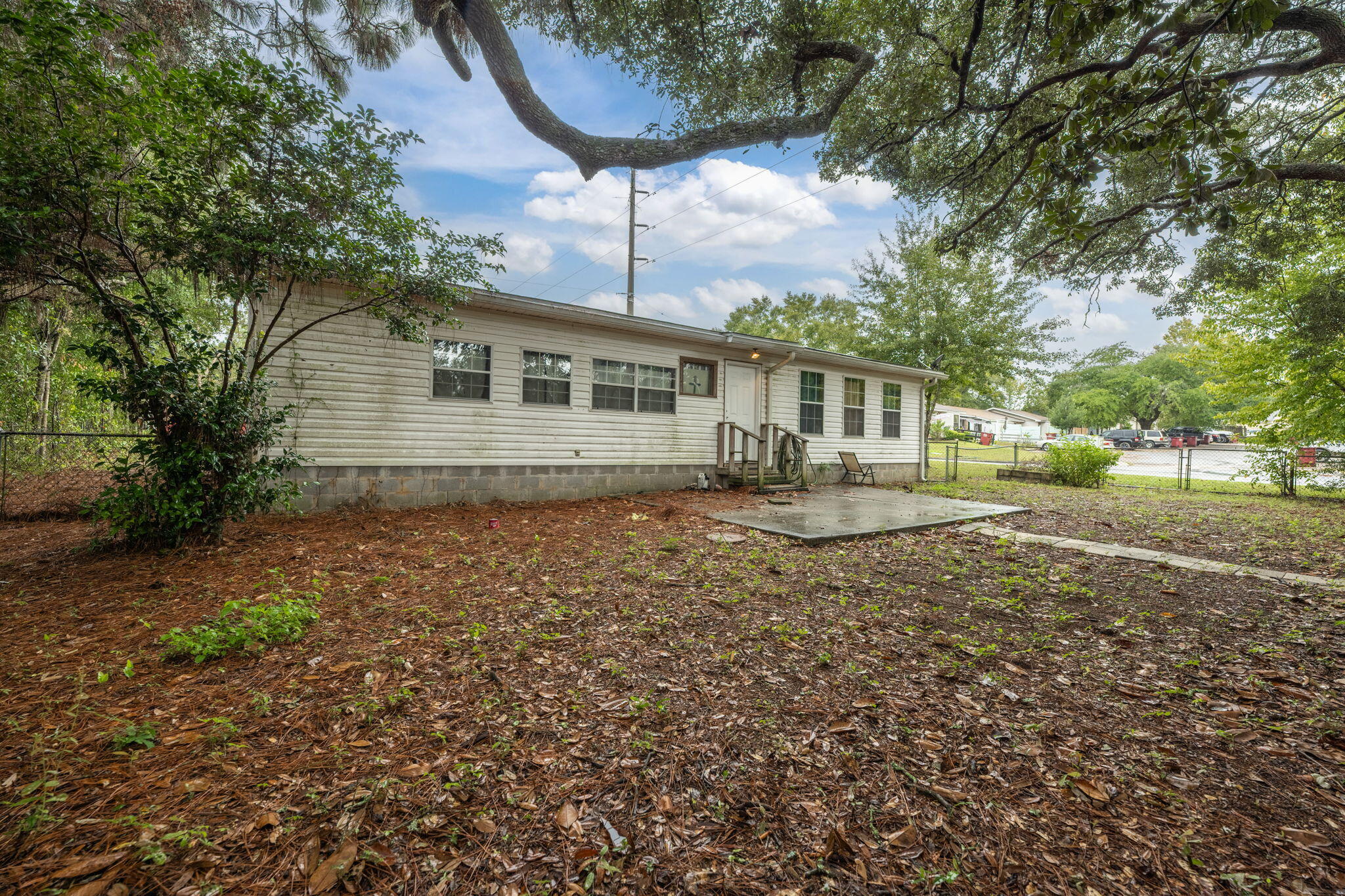 502 Forrest Court Crestview, FL 32539 - Photo 37 of 38 502 Forrest Ct-Crestview-39