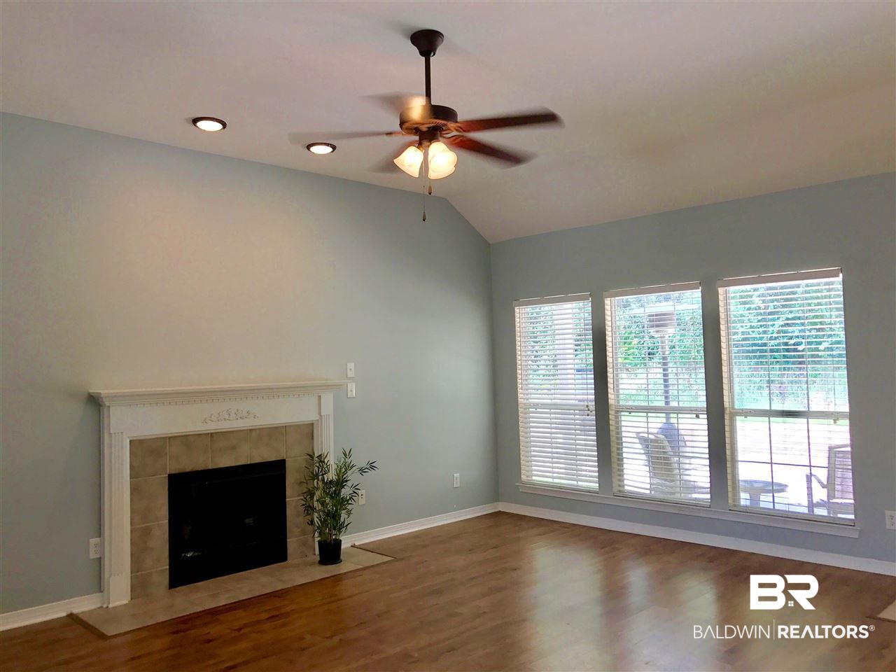 1250 Reeves Court Mobile, AL 36695 - Photo 7 of 32