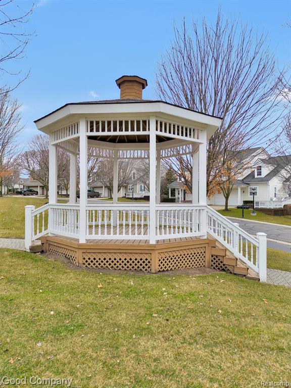 698 West Bluff Court Rochester Hills, MI 48307 - Photo 49 of 52