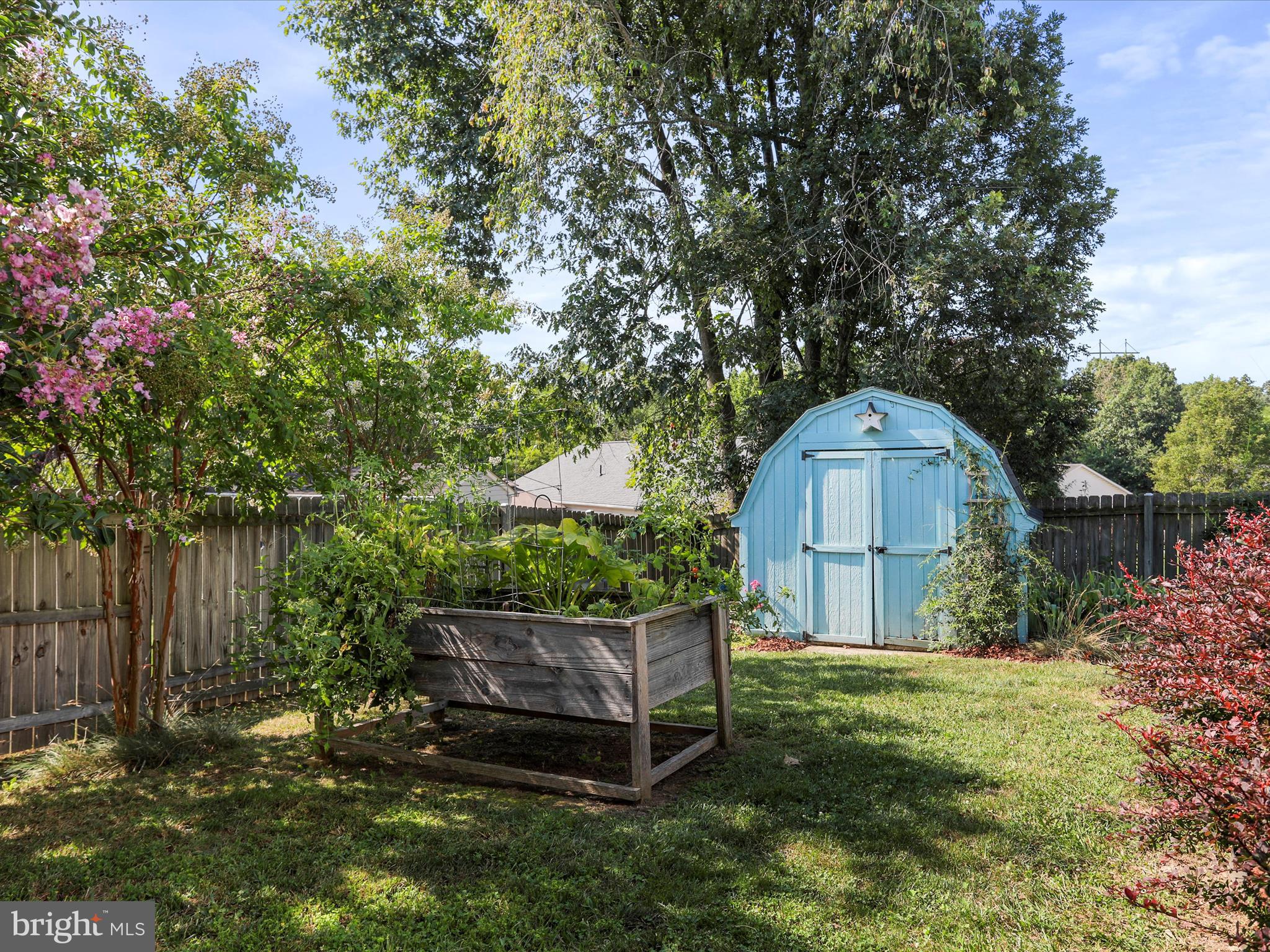 100 Lloyds Road Winchester, VA 22602 - Photo 33 of 39 a garden view