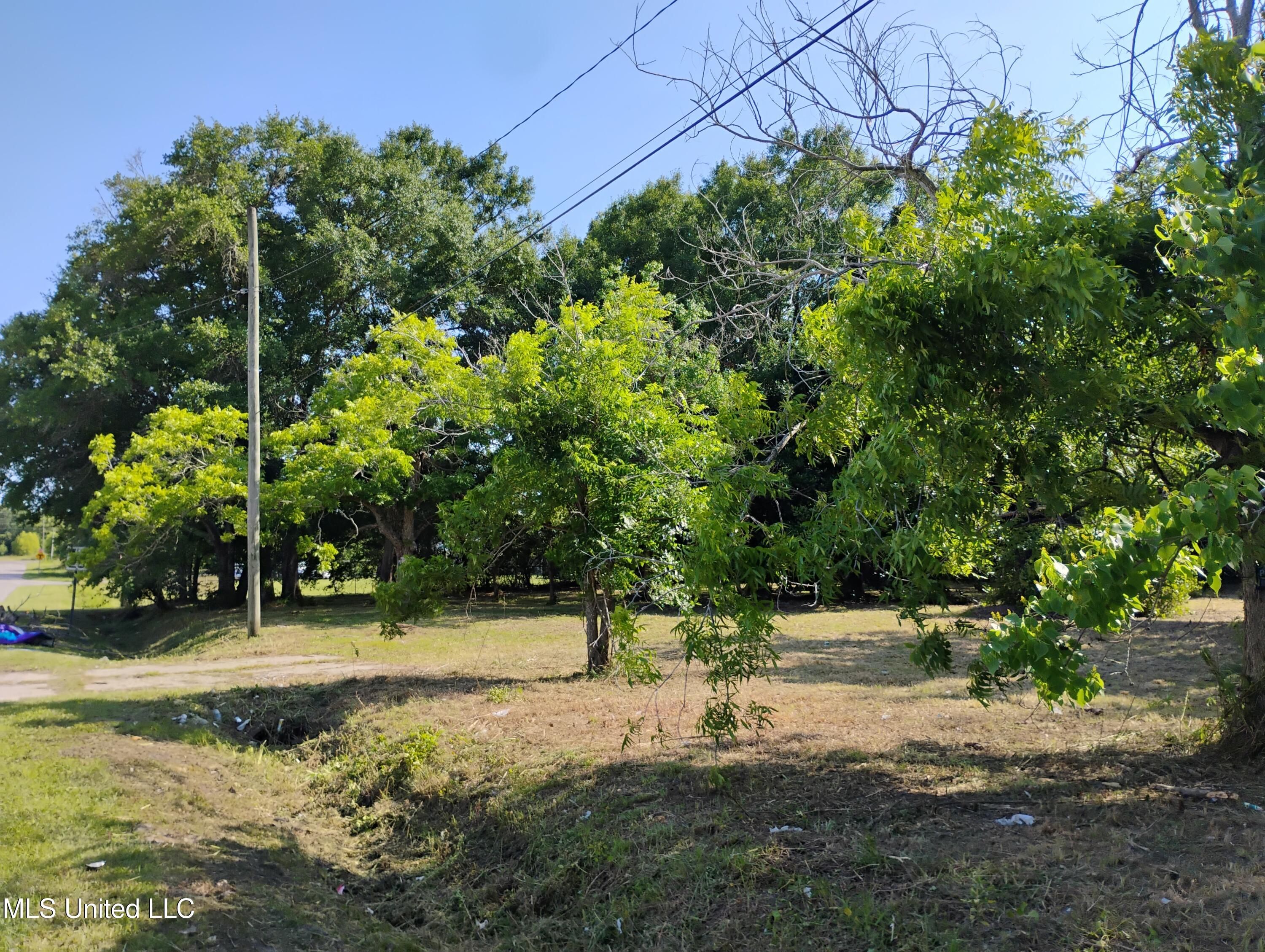 2001 30th Street Gulfport, MS 39501 - Photo 7 of 7 IMG_20250604_163825891