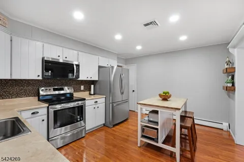 $799,000 | 3 Beaver Dam Road, Randolph, NJ 07869