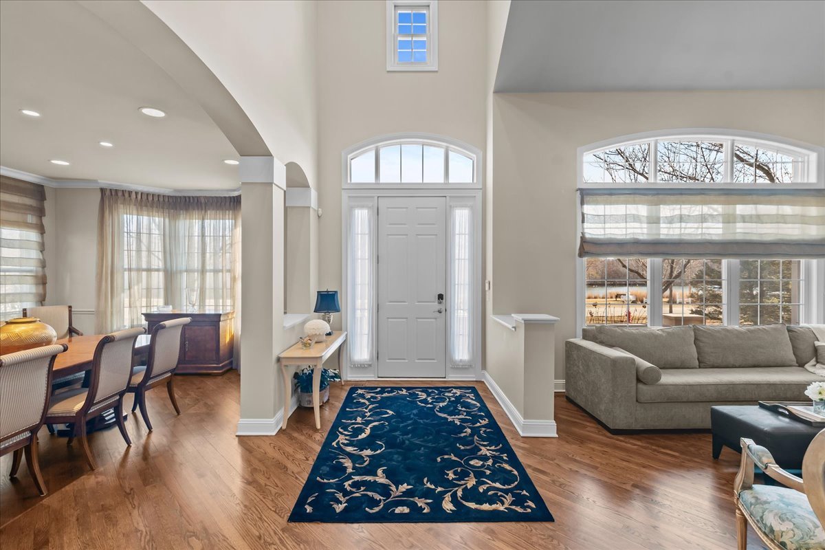 891 Carroll Road Lake Forest, IL 60045 - Photo 3 of 39 a living room with furniture and a large window
