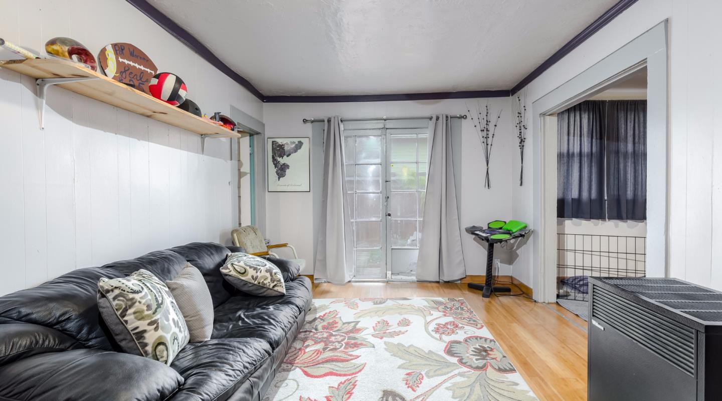 1810 Wharf Road Capitola, CA 95010 - Photo 15 of 19 Gallery Image 15