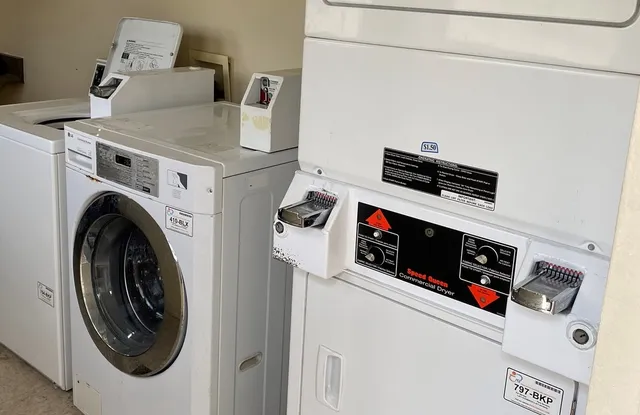 $968 | 1200 Meadow Park, Lockhart, TX 78644