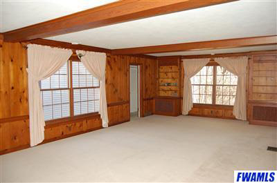 4257 North Rangeline Road Huntington, IN 46750 - Photo 2 of 11 Gallery Image 2