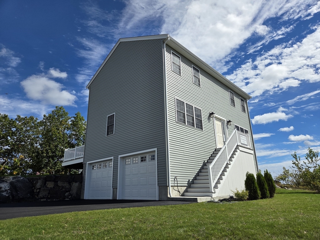 39 Kelly Lane Lynn, MA 01904 - Photo 1 of 32