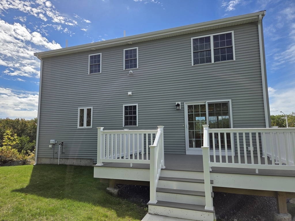 39 Kelly Lane Lynn, MA 01904 - Photo 21 of 32