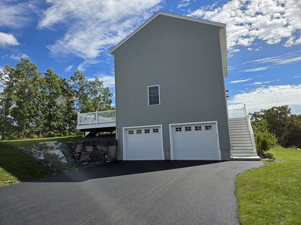 39 Kelly Lane Lynn, MA 01904 - Photo 29 of 32