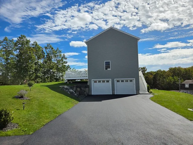 $820,000 | 39 Kelly Lane, Lynn, MA 01904