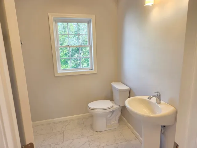 $820,000 | 39 Kelly Lane, Lynn, MA 01904