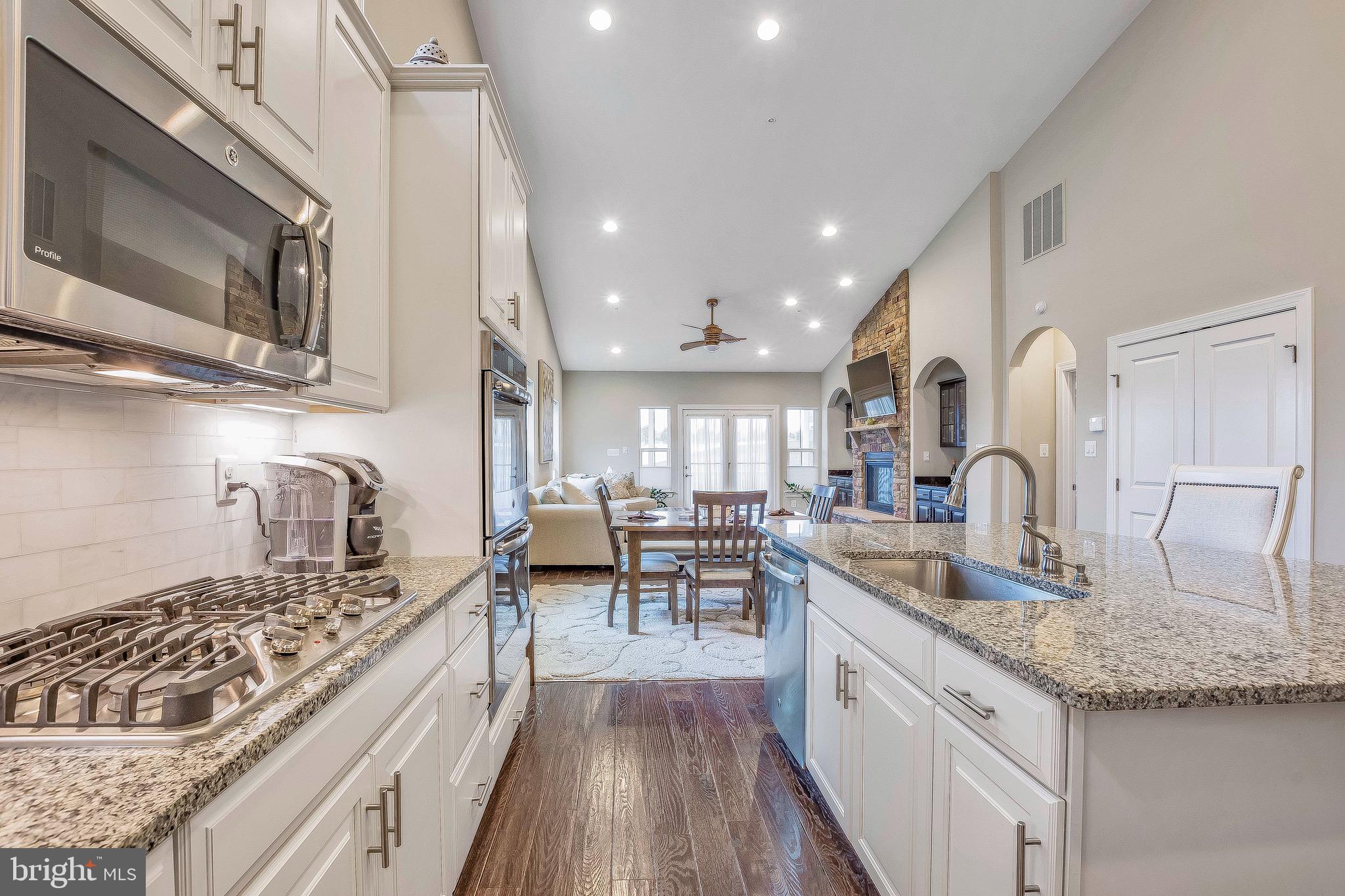 3041 Sunny Ridge Drive Odenton, MD 21113 - Photo 6 of 54 Open to Entertain