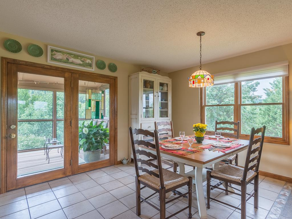 1640 White Sands Road Greeneville, TN 37743 - Photo 6 of 34 Dining Area