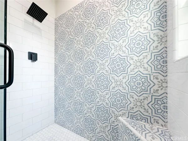 $1,950 | 305 Main Street, Unit 3, Newport Beach, CA 92661