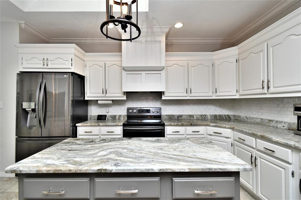 355 Trieste Drive Punta Gorda, FL 33950 - Photo 14 of 59