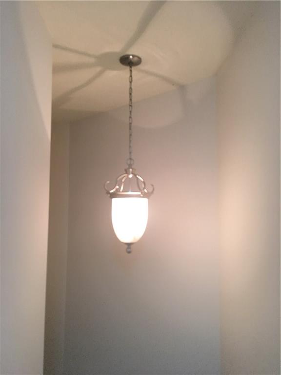 9760 Highpoint Ridge Drive, Unit 101 Fishers, IN 46037 - Photo 14 of 42