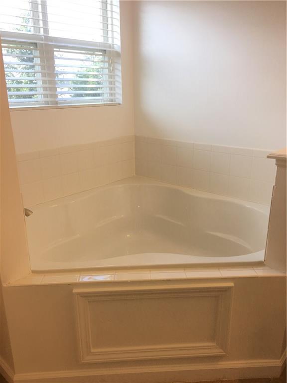 9760 Highpoint Ridge Drive, Unit 101 Fishers, IN 46037 - Photo 21 of 42