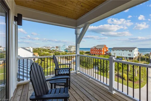 $2,950,000 | 101 Melanie Street, Emerald Isle, NC 28594