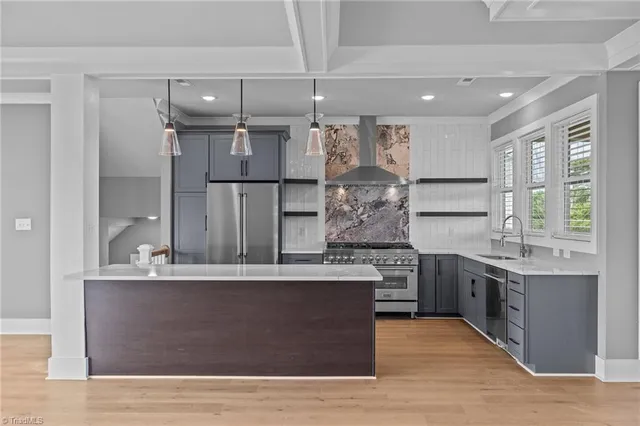 $2,950,000 | 101 Melanie Street, Emerald Isle, NC 28594