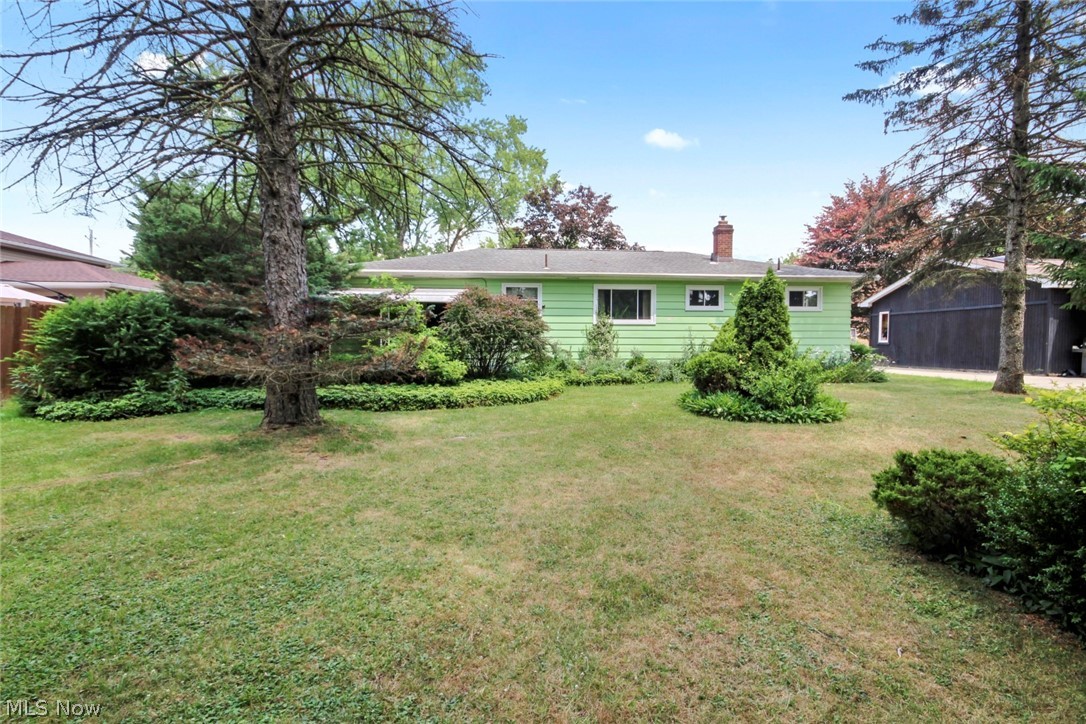 978 Keefer Road Girard, OH 44420 - Photo 3 of 12 Gallery Image 3
