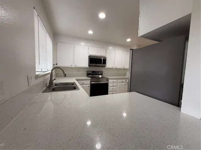 $4,450 | 28207 Ridgethorne Court, Rancho Palos Verdes, CA 90275