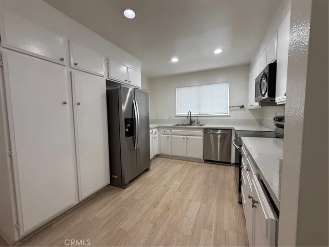 $4,450 | 28207 Ridgethorne Court, Rancho Palos Verdes, CA 90275