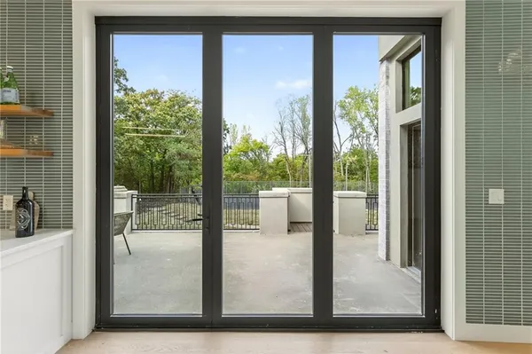 $2,600,000 | 1701 Northwest Duncan Road, Blue Springs, MO 64015