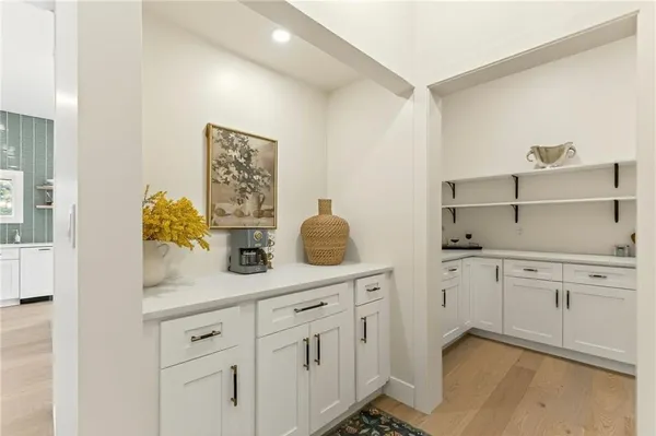 $2,600,000 | 1701 Northwest Duncan Road, Blue Springs, MO 64015