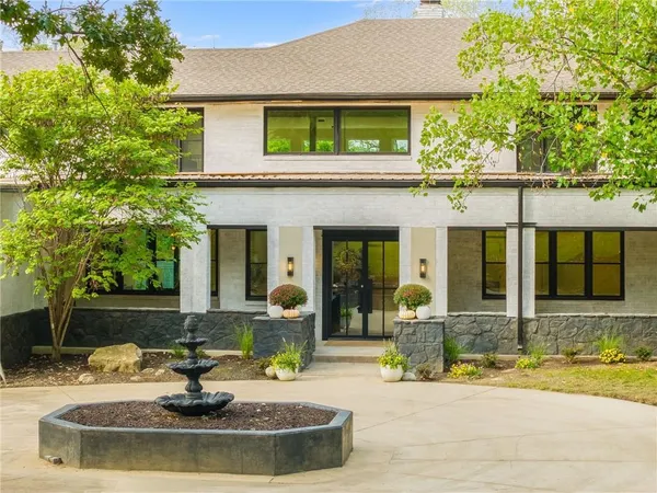 $2,600,000 | 1701 Northwest Duncan Road, Blue Springs, MO 64015