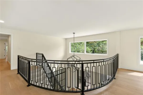 $2,600,000 | 1701 Northwest Duncan Road, Blue Springs, MO 64015