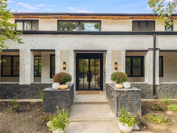$2,600,000 | 1701 Northwest Duncan Road, Blue Springs, MO 64015