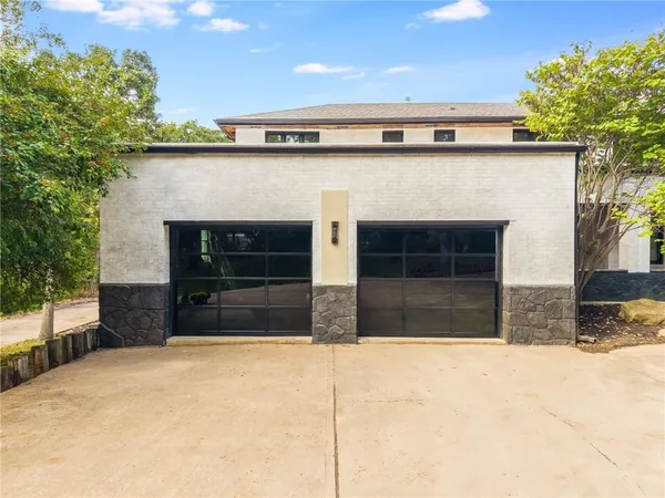 $2,600,000 | 1701 Northwest Duncan Road, Blue Springs, MO 64015