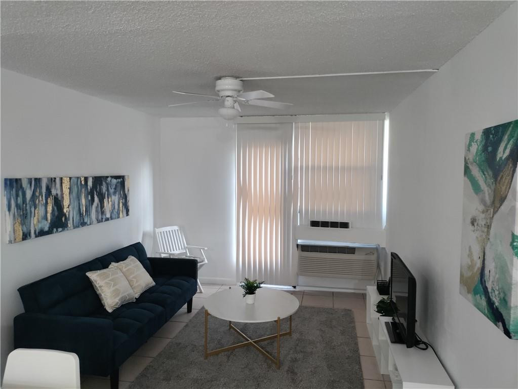 2771 Riverside Drive, Unit 207A Coral Springs, FL 33065 - Photo 6 of 37 Photo 6