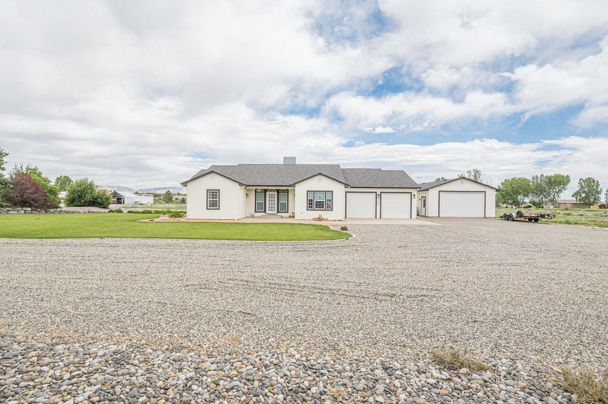 1266 14 Road Loma, CO 81524 - Photo 1 of 41