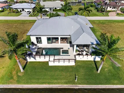 $925,000 | 125 Colony Point Drive, Punta Gorda, FL 33950