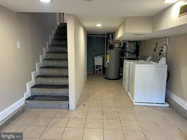 a view of entryway and workspace