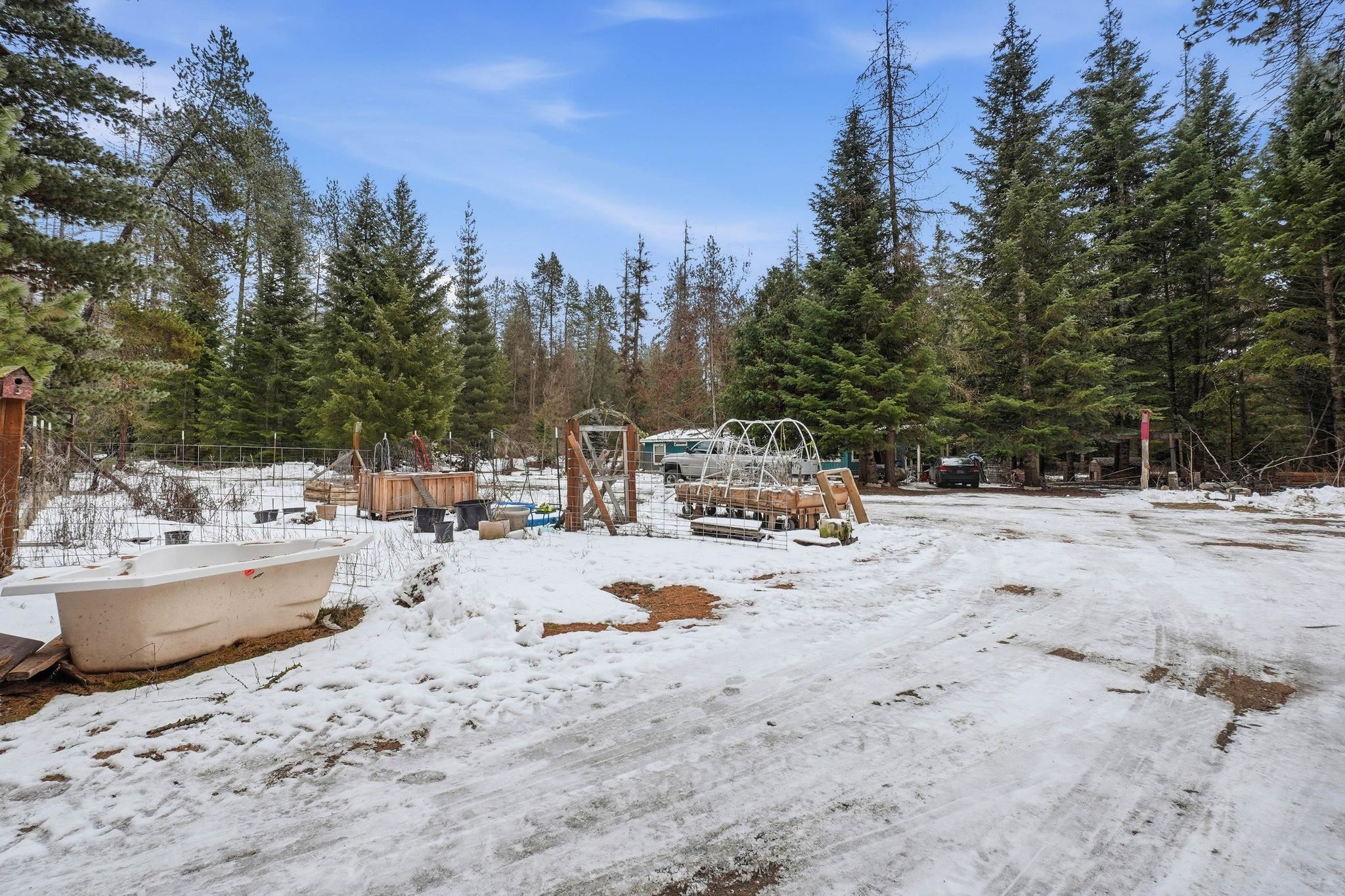 4631 South Swenson Road Clayton, WA 99110 - Photo 17 of 32