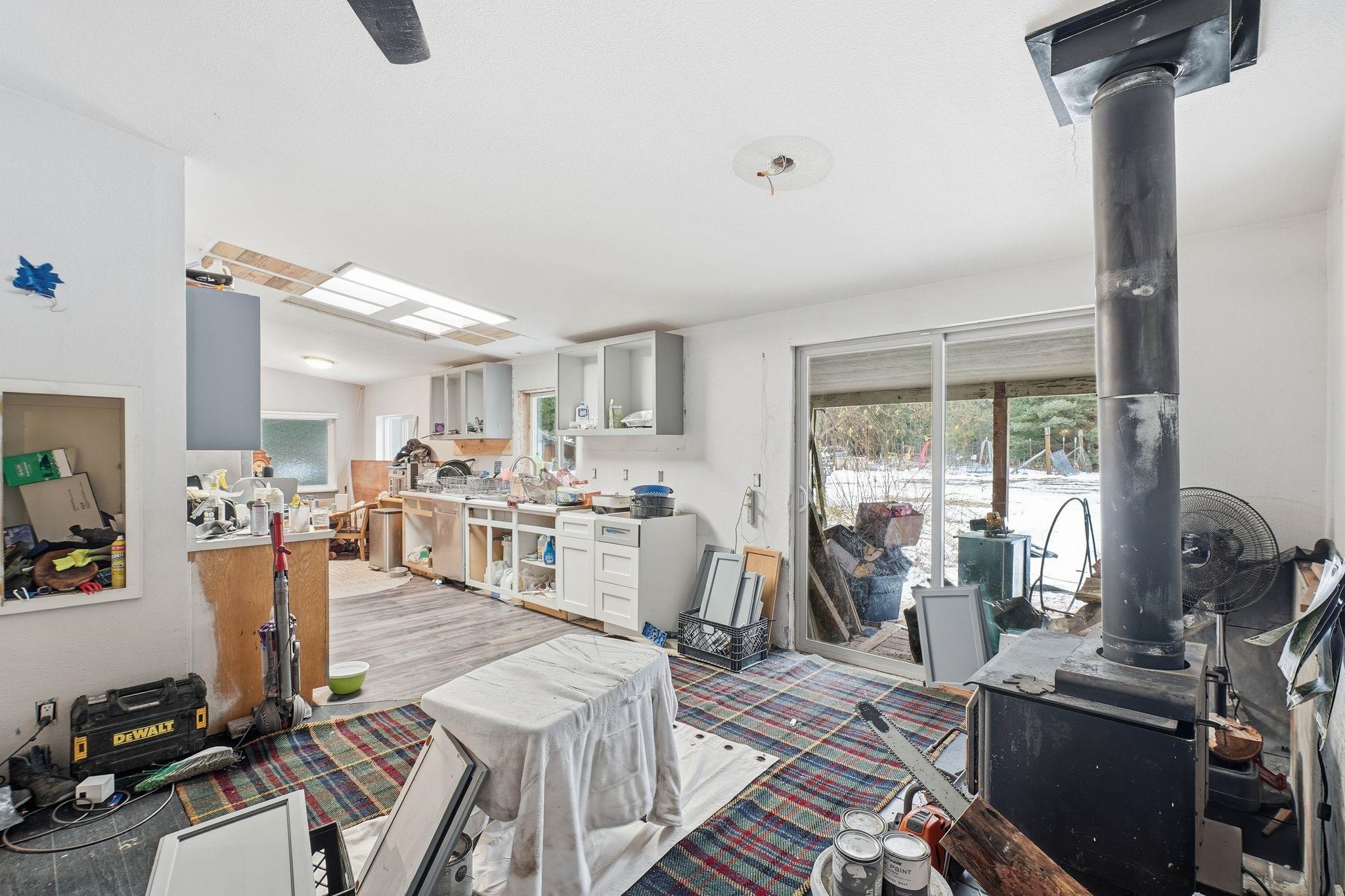 4631 South Swenson Road Clayton, WA 99110 - Photo 8 of 32