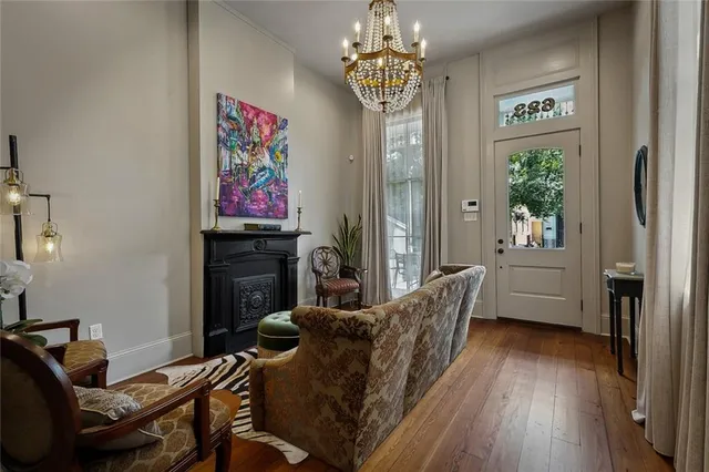 $5,000 | 623 Kerlerec Street, New Orleans, LA 70116