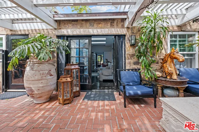 $1,128,000 | 2558 Torrance Boulevard, Torrance, CA 90503