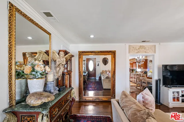 $1,128,000 | 2558 Torrance Boulevard, Torrance, CA 90503