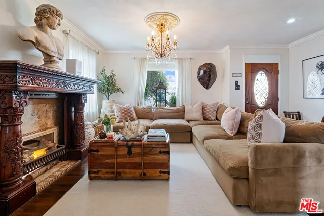 $1,128,000 | 2558 Torrance Boulevard, Torrance, CA 90503