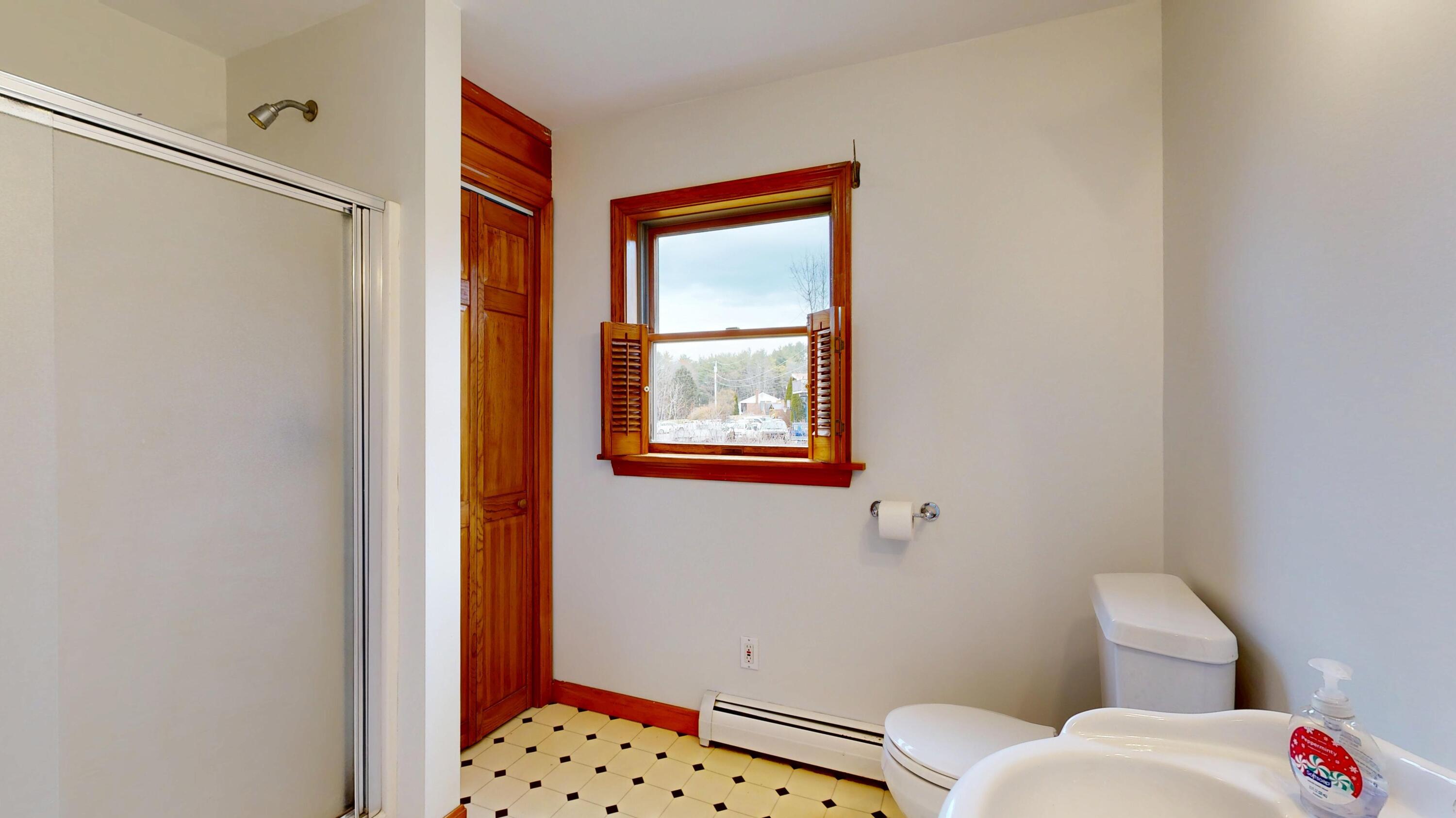 466 Middle Road Sabattus, ME 04280 - Photo 9 of 52 466-Middle-Road-11262025_090453