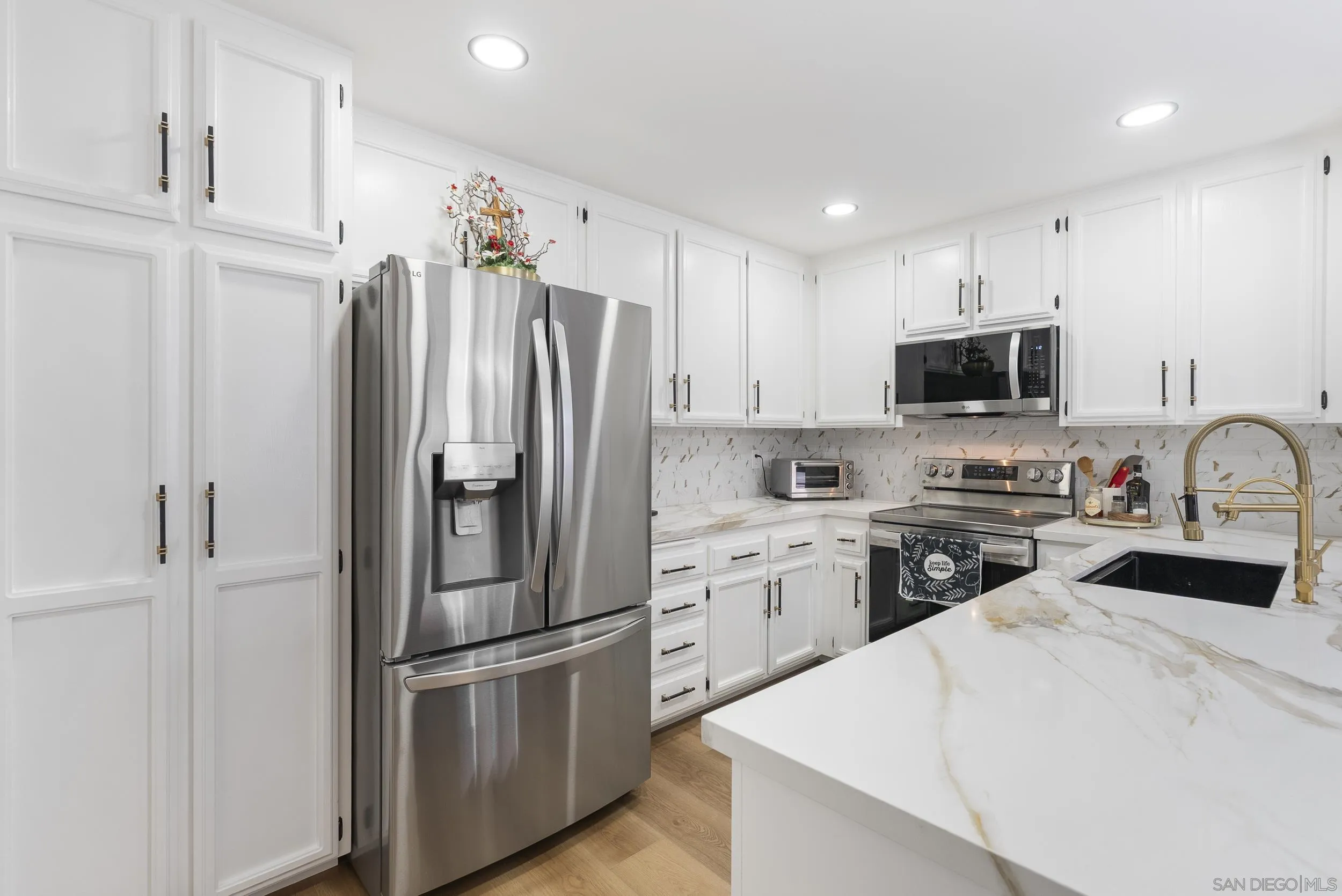 5645 Friars Road, Unit 387 San Diego, CA 92110 - Photo 3 of 33 Gallery Image 3