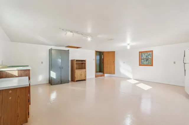 $399,900 | N8688 N Road, Ixonia, WI 53036