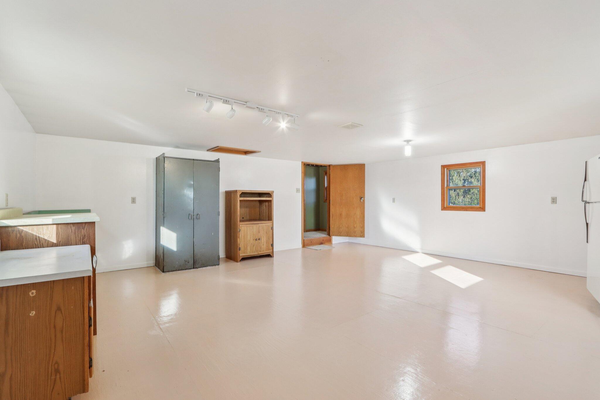 N8688 N Road Ixonia, WI 53036 - Photo 23 of 29 Bonus Rm above Garage