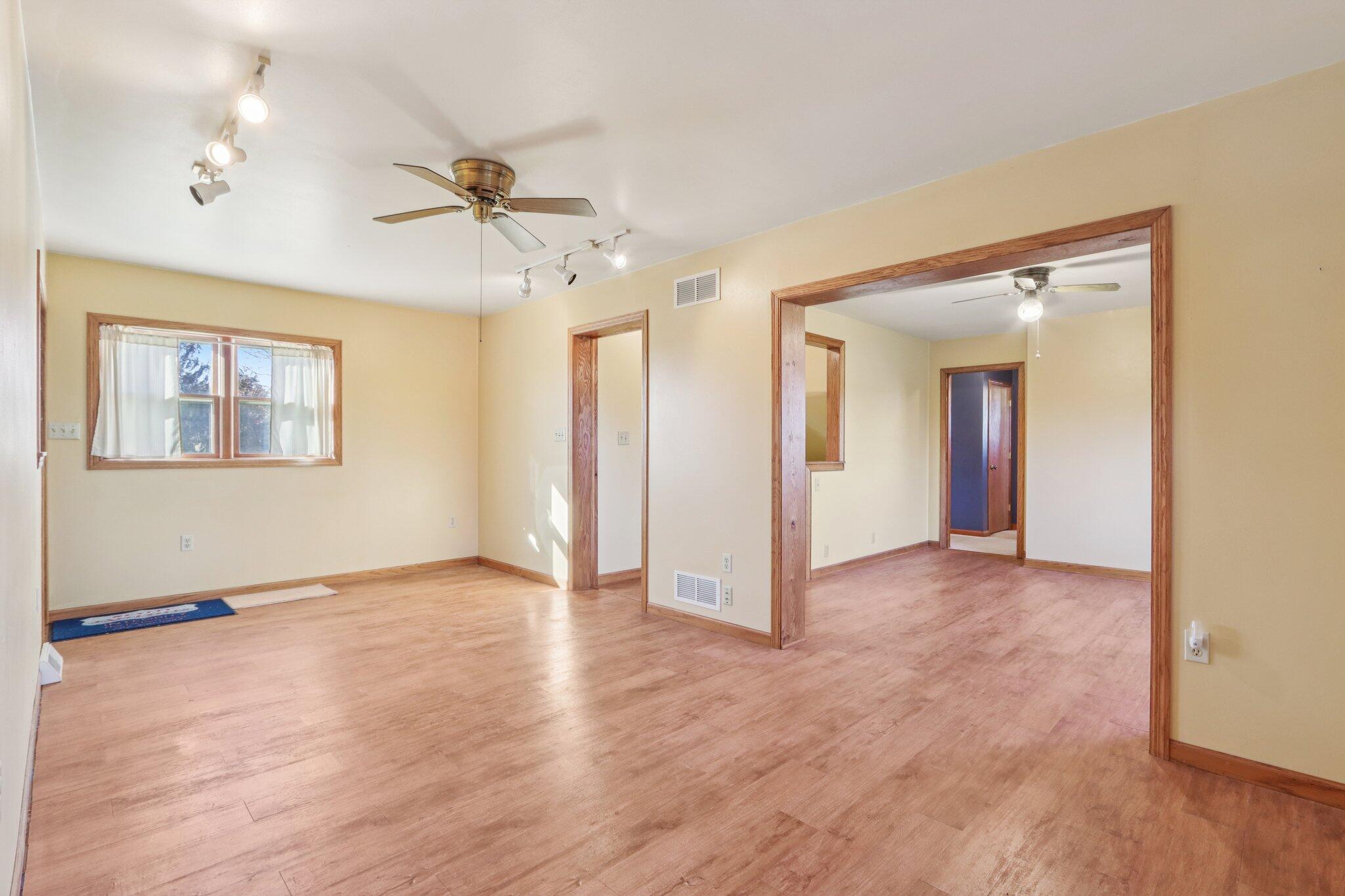 N8688 N Road Ixonia, WI 53036 - Photo 5 of 29 Open LR