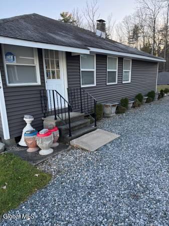 86 Riley Cove Road Malta, NY 12020 - Photo 4 of 19 IMG_2940