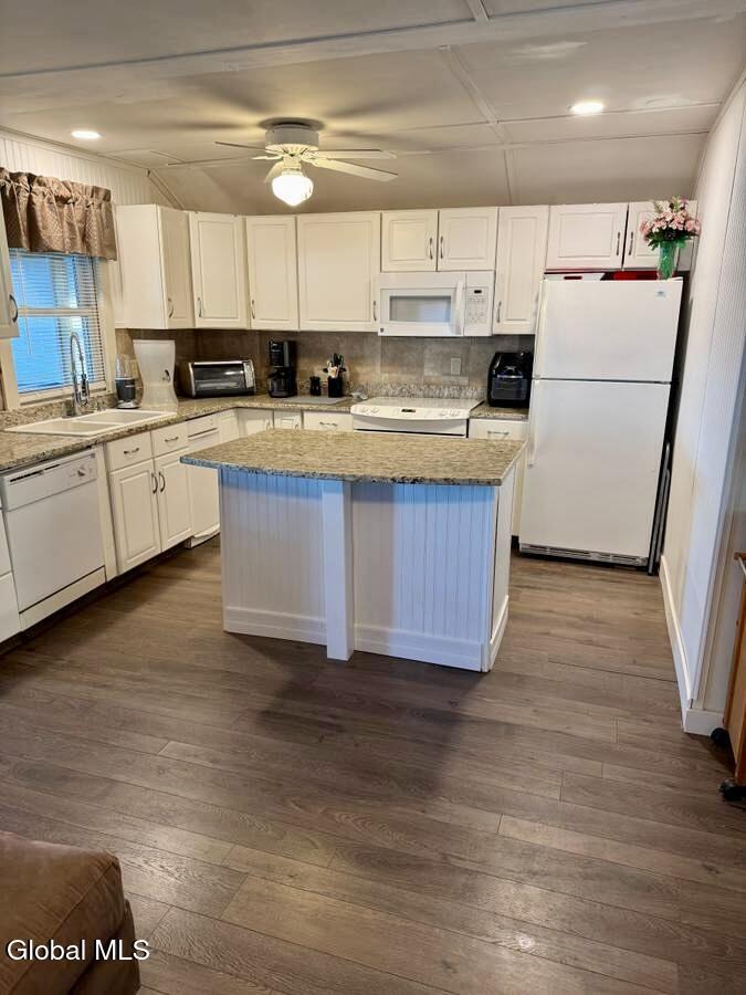 86 Riley Cove Road Malta, NY 12020 - Photo 7 of 19 IMG_2961